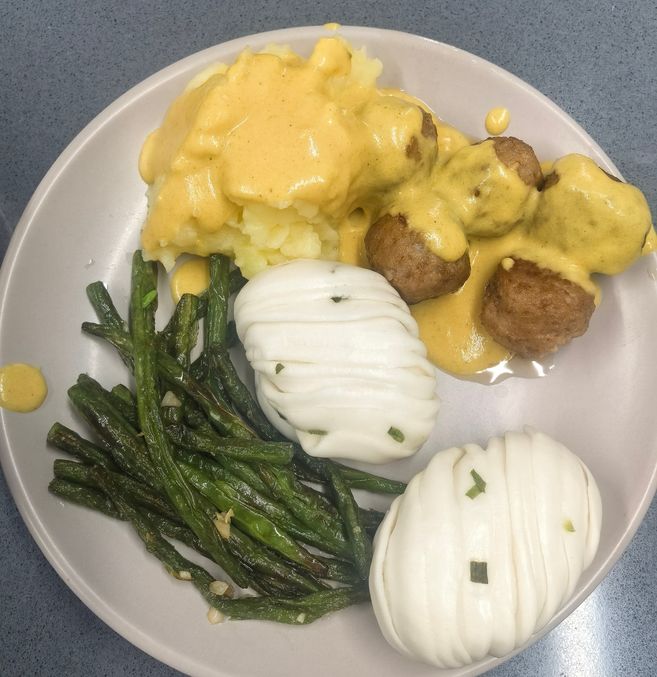 Home cooking — Swedish meatballs meets flower buns