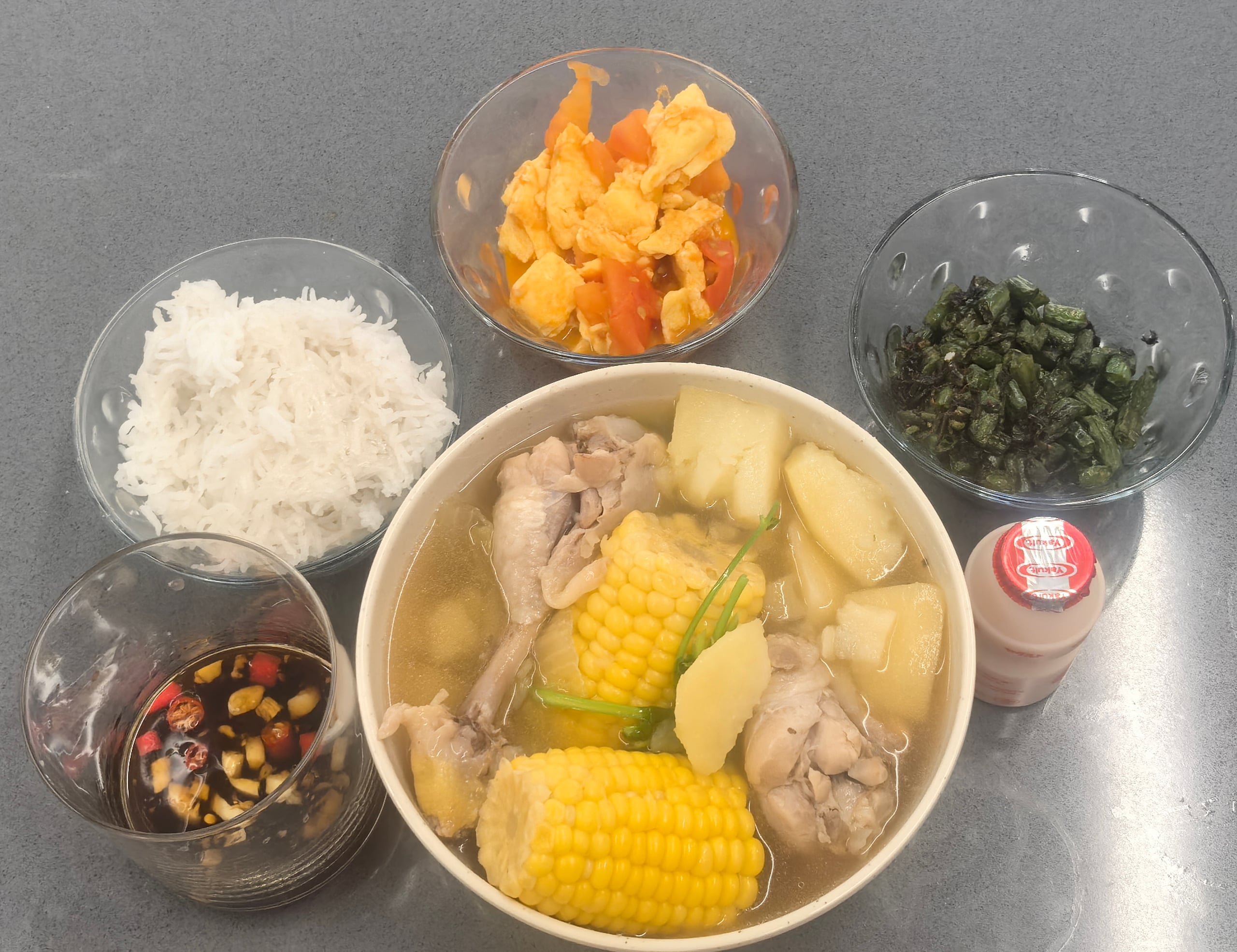 Home cooking — Chicken corn soup with sides