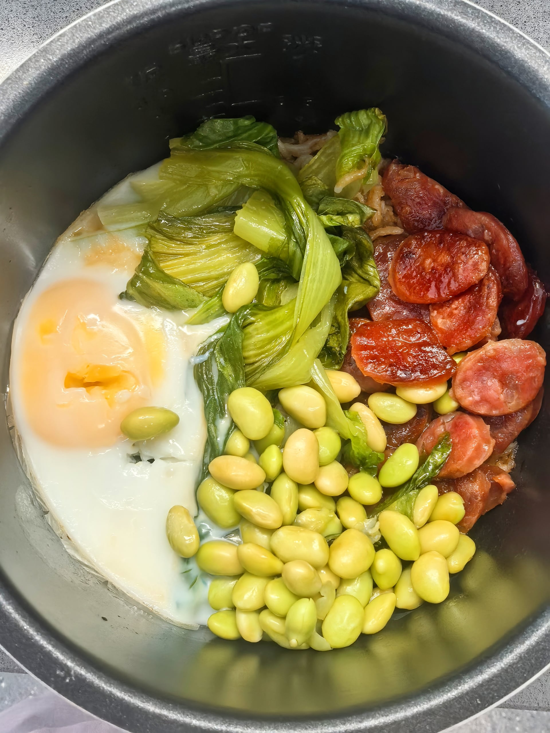 Home cooking — Claypot rice in the cooker
